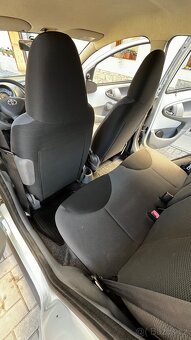 Toyota Aygo 1.0 vvti 50kw - 12