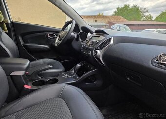 Hyundai ix35 2.0-4x4-AUTOMAT-TEMPOMAT - 12