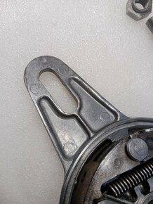 ČZ 125 & 150 C OSA ZADNÍHO KOLA NEODPRUŽENÁ ORIGINÁL - 12