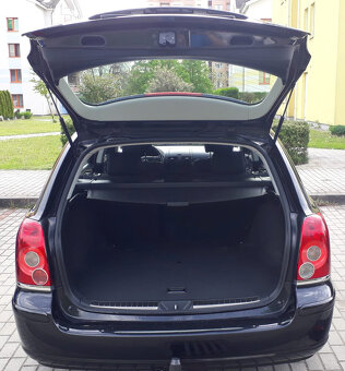 Prodám Toyota Avensis T25 FL kombi. - 12