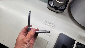 Samsung Galaxy Z Flip 5 mint 256GB - aj vymením - 12