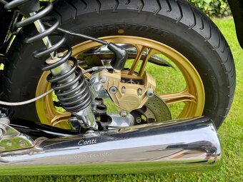 Ducati 900 SS - 12