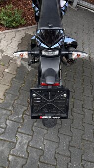 Aprilia sx 125 supermoto - 12