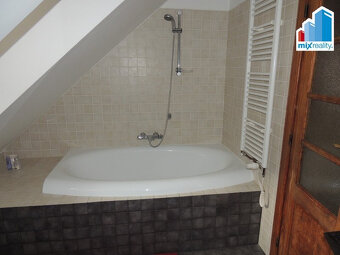 Prodej - Luxusní nemovitost pod hradem Rabí - 12