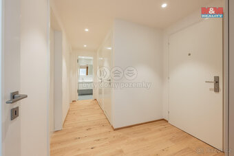 Pronájem bytu 3+kk, 85 m², Praha, ul. Podbělohorská - 12