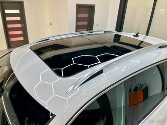 VW Tiguan R-line 2.0TDI DSG 4motion 130kW - 12