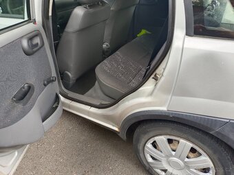 Opel Corsa 5dvéř, plně pojízdné auto - 12