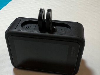 GoPro Hero 9 Black + příslušenství v kufru - 12