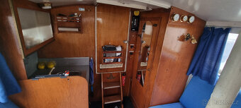 DOERAK 780-AK MOTOROVÁ KAJUTOVÁ LOD - 12