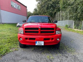 Dodge RAM 5.9 V8 Magnum 4x4 - 12