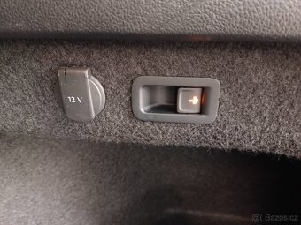 VW Passat B8 2.0TDI 110kW DSG Matrix Tažné Press&Drive ACC - 12