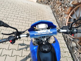 YAMAHA XT 125 X - 12