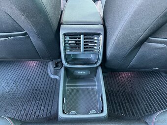 Škoda Octavia RS 2.0TSI 195KW DSG - 12