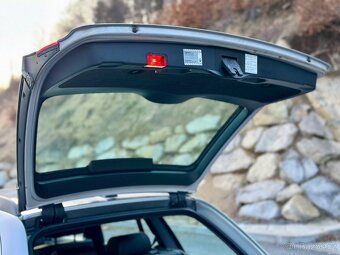 BMW E39 530iA Touring - 12