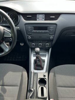 Škoda Octavia Combi 1.4 TSI 103KW Ambition PLUS - 12