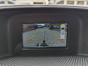 Ford Tourneo Custom 2.0TDCi 125kW 8 MÍST KAMERA ČR - 12