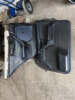 BMW E34 části interiéru - 12