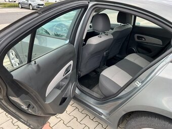 Chevrolet Cruze 1.6i 83kw 1. maj. koup. ČR naj.98t - 12