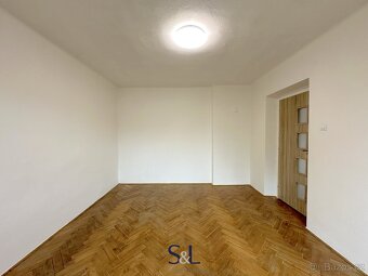 Pronájem bytu 3+1, 70 m2 - Nový Bor, ev.č. 01202 - 12