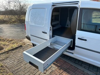 CADDY Maxi 1,4 Tgi 81kW dílna + měnič 230V - 12