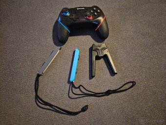 Nintendo Switch + hry a příslušenství - 12