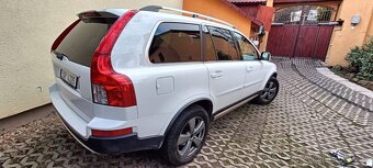 Volvo XC90 D5AWD R-DESIGN - 12