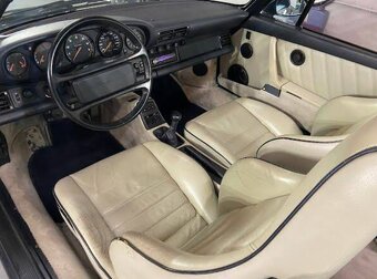 Porsche 964 Carrera 4 - 12