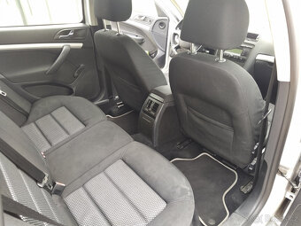 Škoda Octavia 2 Scout 2.0 tdi - 12
