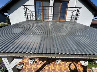 Pergola s boční zahrnovací zástěnou - 12
