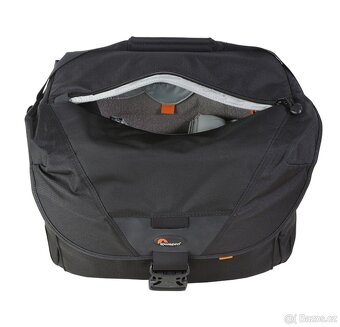 Lowepro Stealth Reporter D550 AW - 12