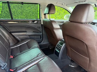 Superb 4x4 L&K 2.0 Tdi 125Kw, 2013 Pěkný stav - 12