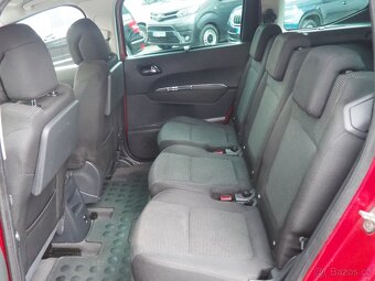 2011 Peugeot 5008 1.6i 115kW 7míst - 12