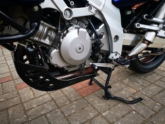 Suzuki DL1000 V-Strom K4 - 12