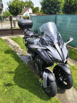 yamaha niken GT - 12