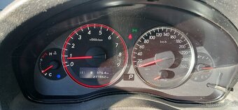 Subaru Legacy Outback - 12