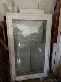 Plastové a dřevěné okna - 12