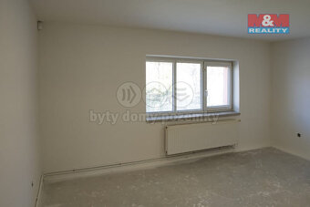 Prodej rodinného domu, 675 m², Trojanovice - 12