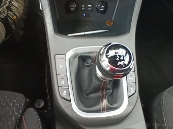 Hyundai i30N Fastback Performance - 12
