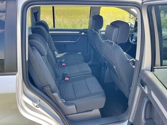 ►VW TOURAN 1.6 TDI 77KW CUP NAVI-KAMERA-TAŽNÉ-ASIST-TOP - 12