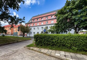 Pronájem, byt 2+kk, 49 m2, parkovací místo, Chomutov, Čechov - 12