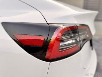 Tesla Model 3 Standard Range - 12