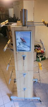 Vybavení prodejny - obchod s oblečením / obuv - 12