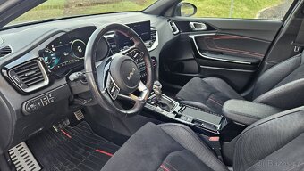 Kia ProCeed, GT 1.6 T-GDI - 12