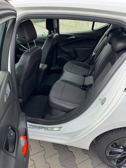 Opel Astra K - ultimate - LED matrix - 12