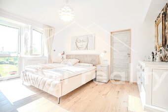 Exkluzivní rodinný dům v srdci přírody Velké nad Veličkou - 12