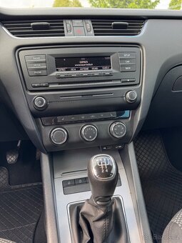 Skoda Octavia III 1.6 TDi combi - 12