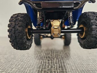 Axial SCX24 Ford Bronco, Měřítko 1/24 - 12