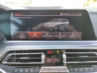 BMW X5 30d xDrive Mpaket HUD VZDUCH KAMERA TAŽNÉ - 12