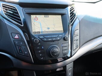 Hyundai i40 WG 1.7CRDi 104kW NAVI ČR 1MAJITEL SERVISKA - 12