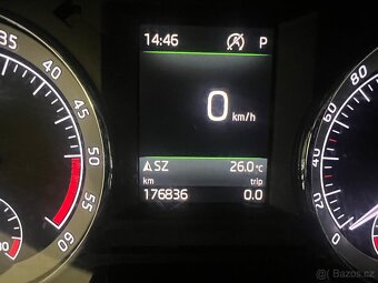 Škoda Octavia kombi STYLE 2.0TDI 4x4 DSG FULL LED KESSY KAME - 12